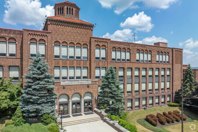 Pottsville Area High School was founded in 1853 and has has around 900 students in Pottsville.