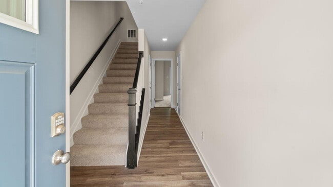 256 Soft Rush Ln, La Plata, MD 20646 - photo 2