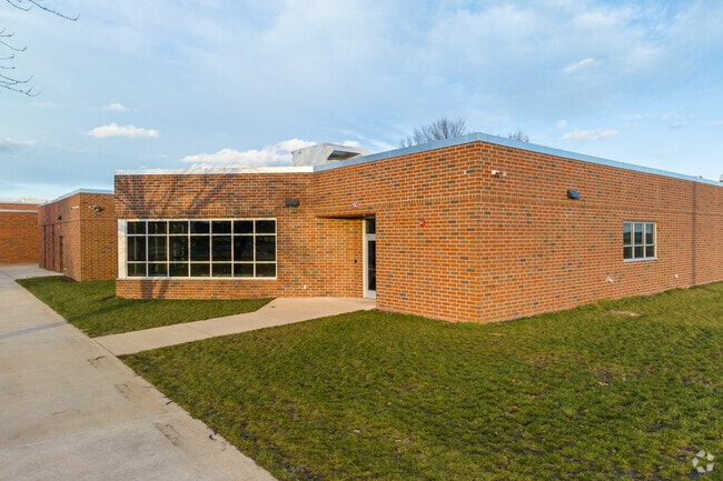 Illinois Valley Central High School has an Overall Niche Grade of B.