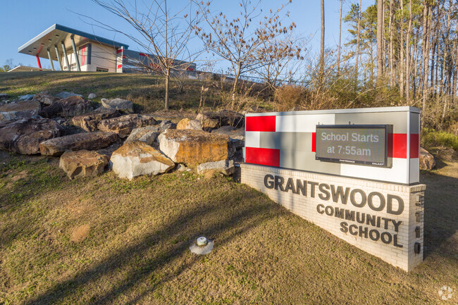 Grantswood Community School teaches PK - 5th grades.