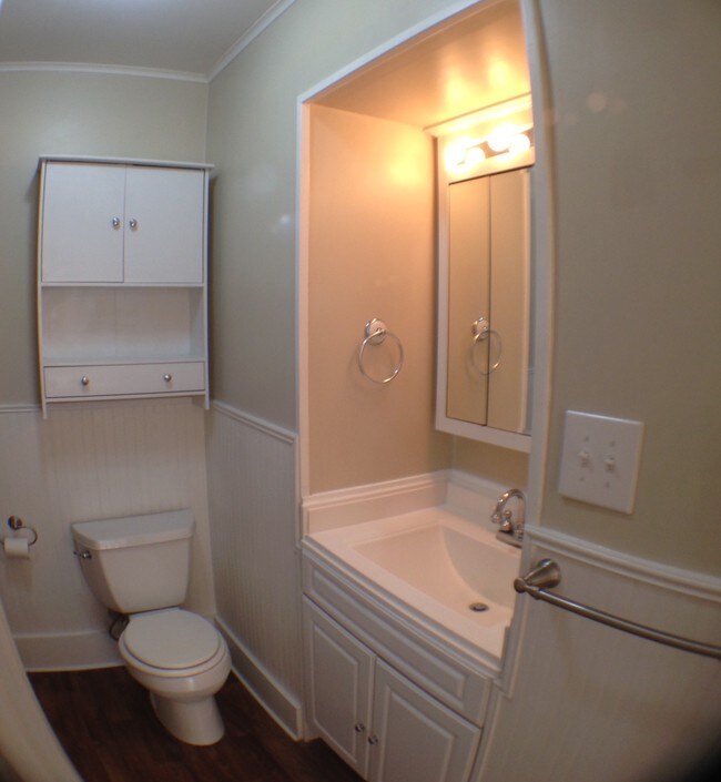 1211 E 9th St unit 1, Davenport, IA 52803 - photo 6