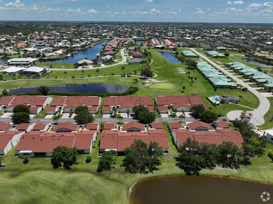 1640 Atares Dr unit 16, Punta Gorda, FL 33950 - photo 2