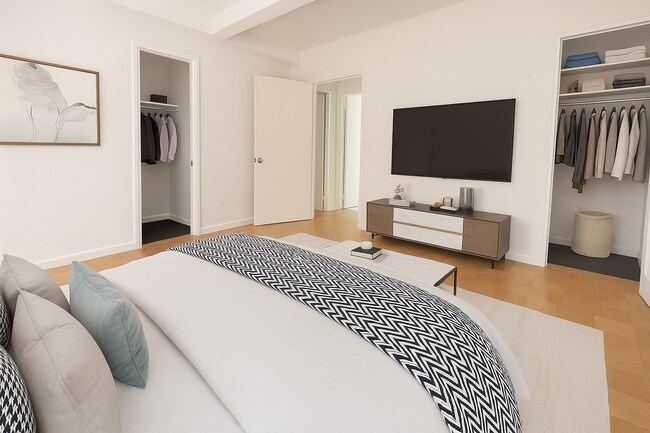 245 E 48th St unit 2A, New York, NY 10017 - photo 3