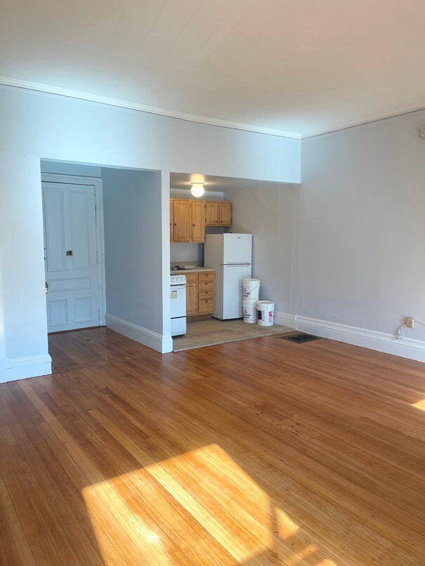 509 Beacon St unit 4, Boston, MA 02215 - photo 1