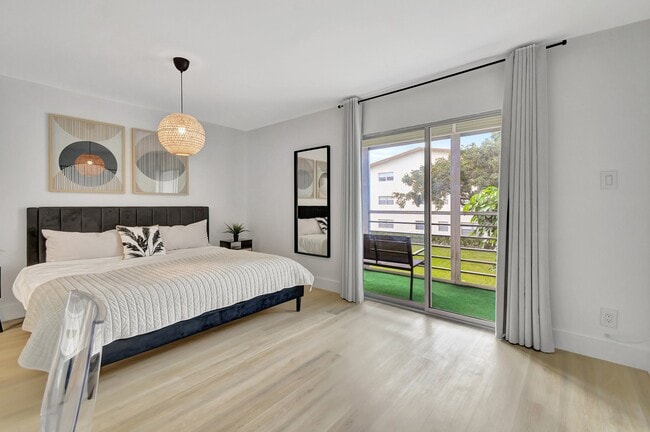 111 Mansfield C unit New Boca Villa, Boca Raton, FL 33434 - photo 6