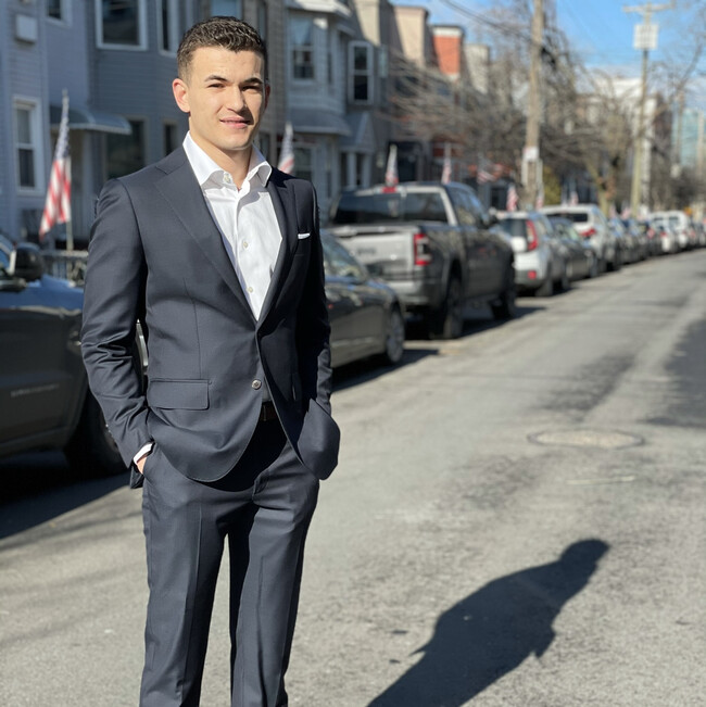 Agent Photo