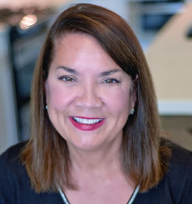 Cindy Buckreus