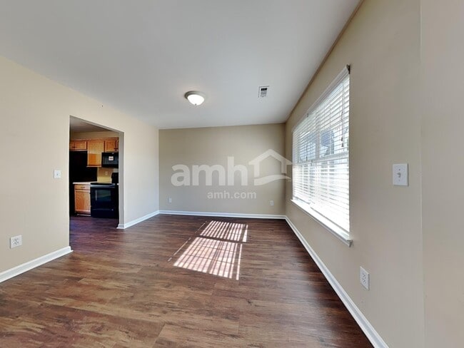 144 Worcester Ln, Easley, SC 29642 - photo 5