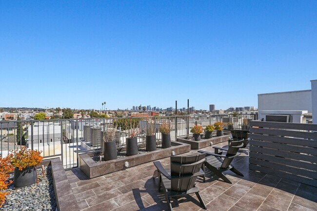 Rooftop Terrace of Gramercy Park by Wiseman