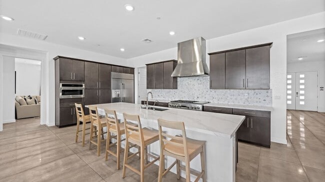 135 Chapman Bend Ave, Henderson, NV 89015 - photo 2