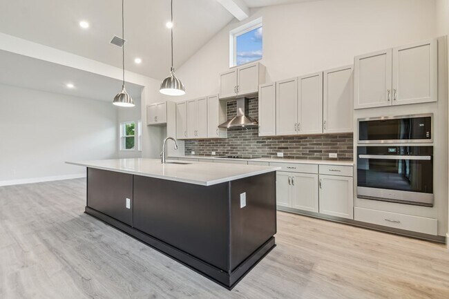 31363 Westbury Estates Ave unit 36450065, Wesley Chapel, FL 33545 - photo 2