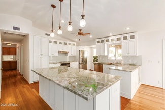 12340 N 72nd Dr, Peoria, AZ 85381