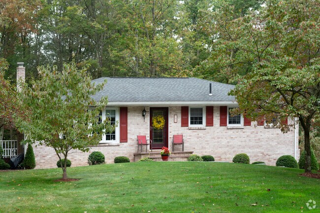 Ranch houses amongst the top choices of houses in Blacklick.