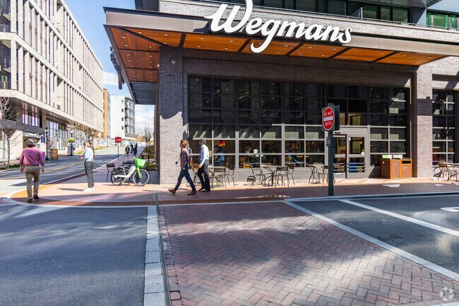 Wegmans at City Ridge, elevating the grocery experience in the heart of D.C.