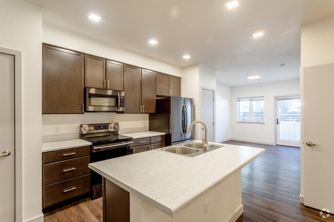 1BR, 1BA - B