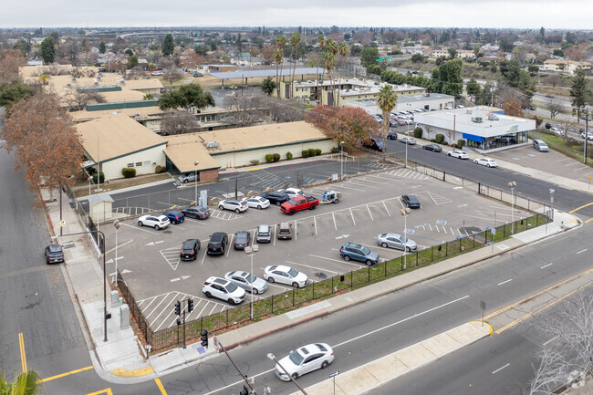 The campus of Jefferson Elementary School in Fresno.