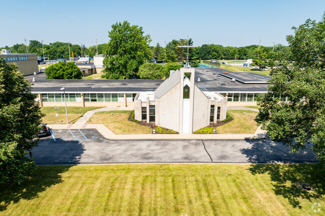 The student population of Central Catholic Jr Sr High School is 451.
