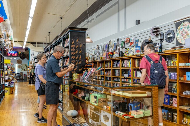 McKennan Park visitors enjoy shopping at many local small businesses.