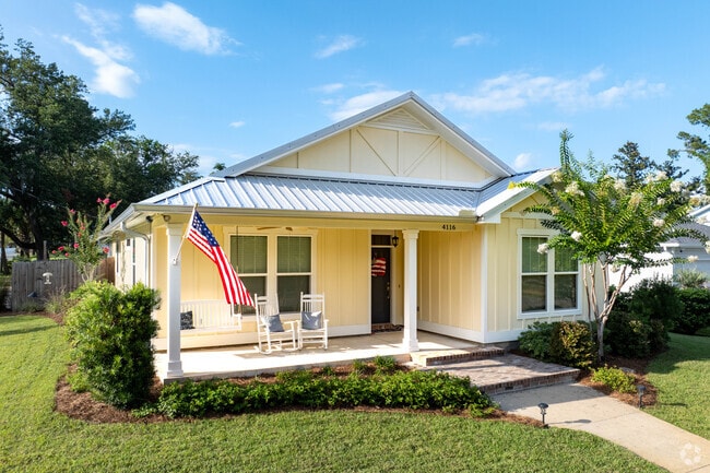 Character meets coastal living on the streets of Panama City.