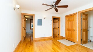 29 Phillips St Unit 3, Boston, MA 02114