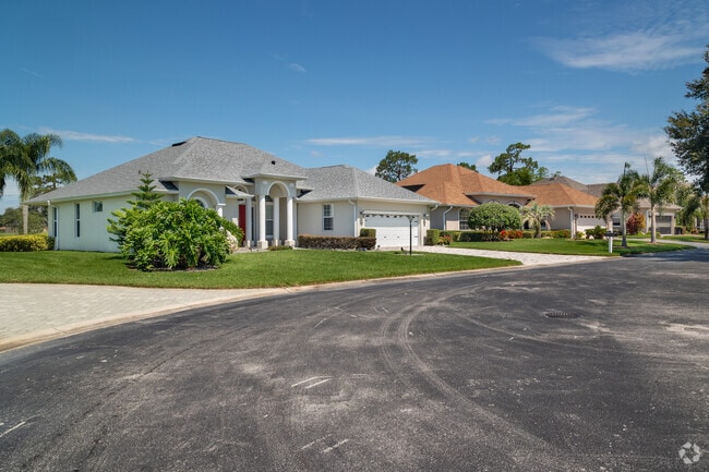Highlands Ridge has two & three bedroom single family homes on the golf course.