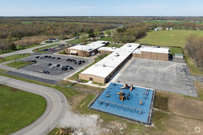 Herrin Community Elementary School prioritizes learning and collaboration.
