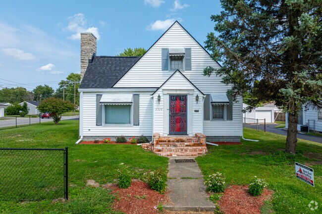 There are a few two story homes in the Bon Air neighborhood.