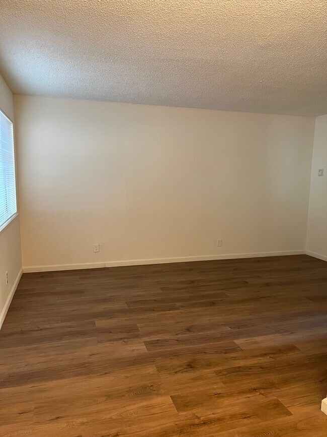 Owl Creek Apartment Homes, Sacramento, CA 95821 - photo 6