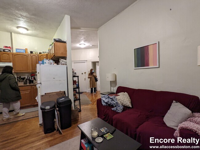 204 Hemenway St unit 1, Boston, MA 02115 - photo 4