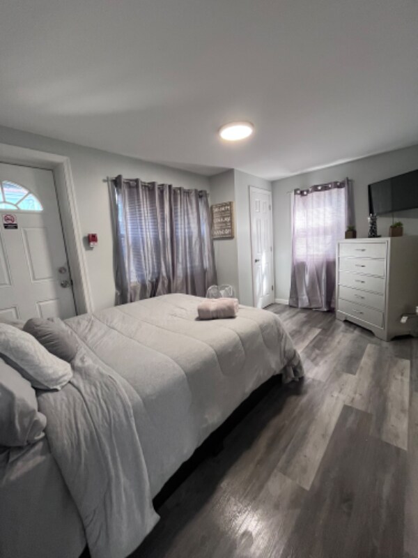 5235 Woodland Ave unit 1, Philadelphia, PA 19143 - photo 3