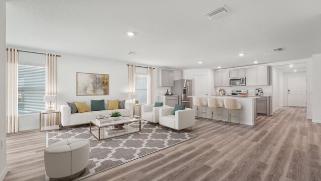 38407 Tea Rose Ave, Zephyrhills, FL 33540 - photo 4