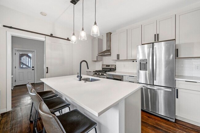 72 Lexington St unit 1, Boston, MA 02128 - photo 4