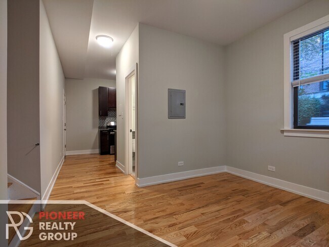 910 W George St unit 2900-GDN, Chicago, IL 60657 - photo 4