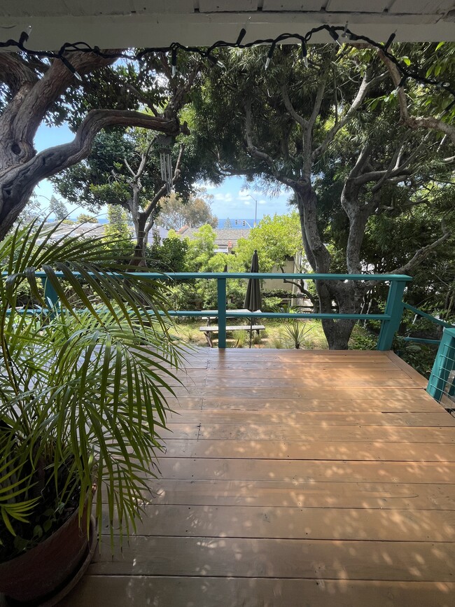 Deck w/ocean view