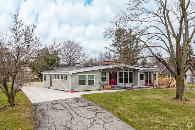 Homes farther from Hillsdale's downtown are a mix of modern styles like ranches and cottages.