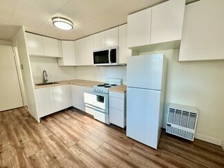 1218 12th St, Anacortes, WA 98221