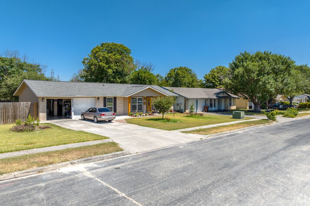 About Camelot II Schools, Demographics, Things to Do