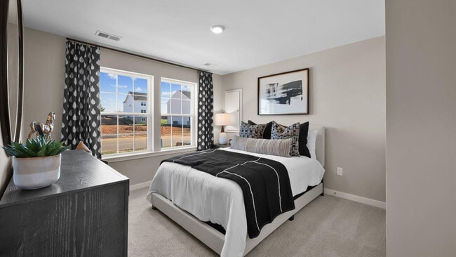 391 Eclipse St, Charles Town, WV 25414 - photo 4