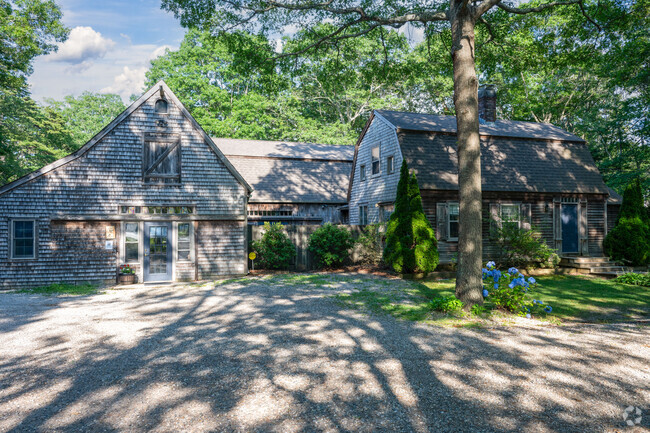 Students will flourish at the Sandwich Montessori School.