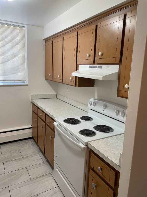 4865 Cadieux Rd Unit Apartment 1, Detroit, MI 48224