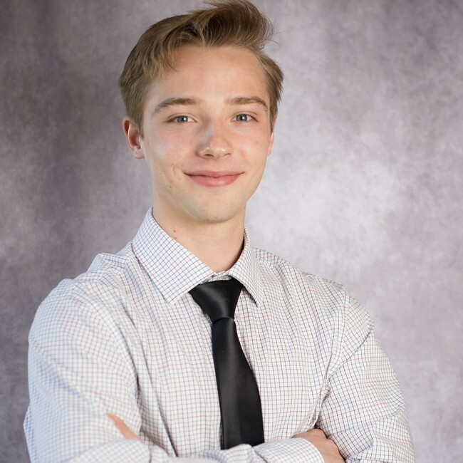 Agent Photo