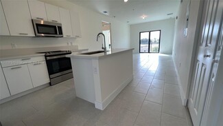8167 NW 41st St, Doral, FL 33166