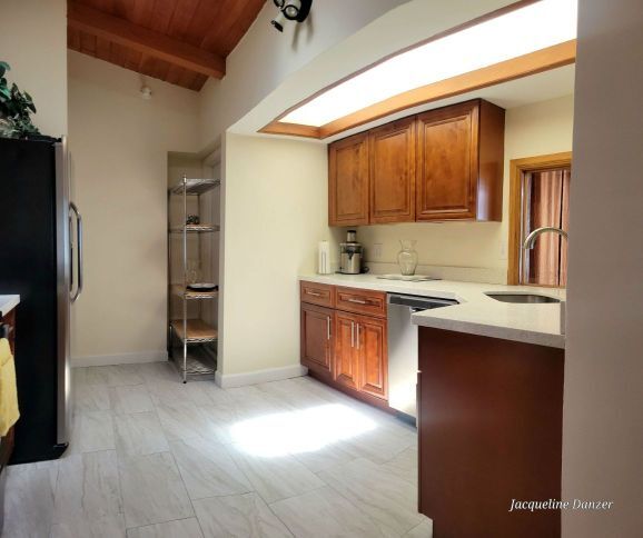 2241 NE 38th St unit Cozy 1-bed 1-bath -, Lighthouse Point, FL 33064 - photo 4