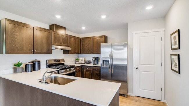 5717 Durst St, Eugene, OR 97402 - photo 2