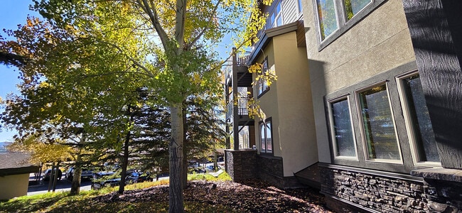 Crestview Condominiums unit B, Park City, UT 84098 - photo 3