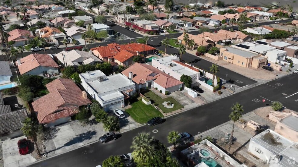 53045 Avenida Obregon, La Quinta, CA 92253 - photo 2