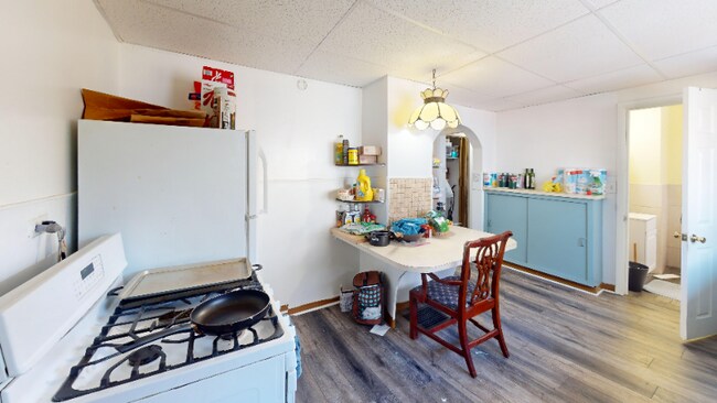 33 Schubert St unit 1fl, Binghamton, NY 13905 - photo 2