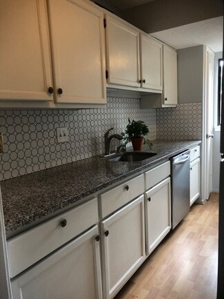 42 Mallard Dr Unit 42 Mallard Drive, Avon, CT 06001