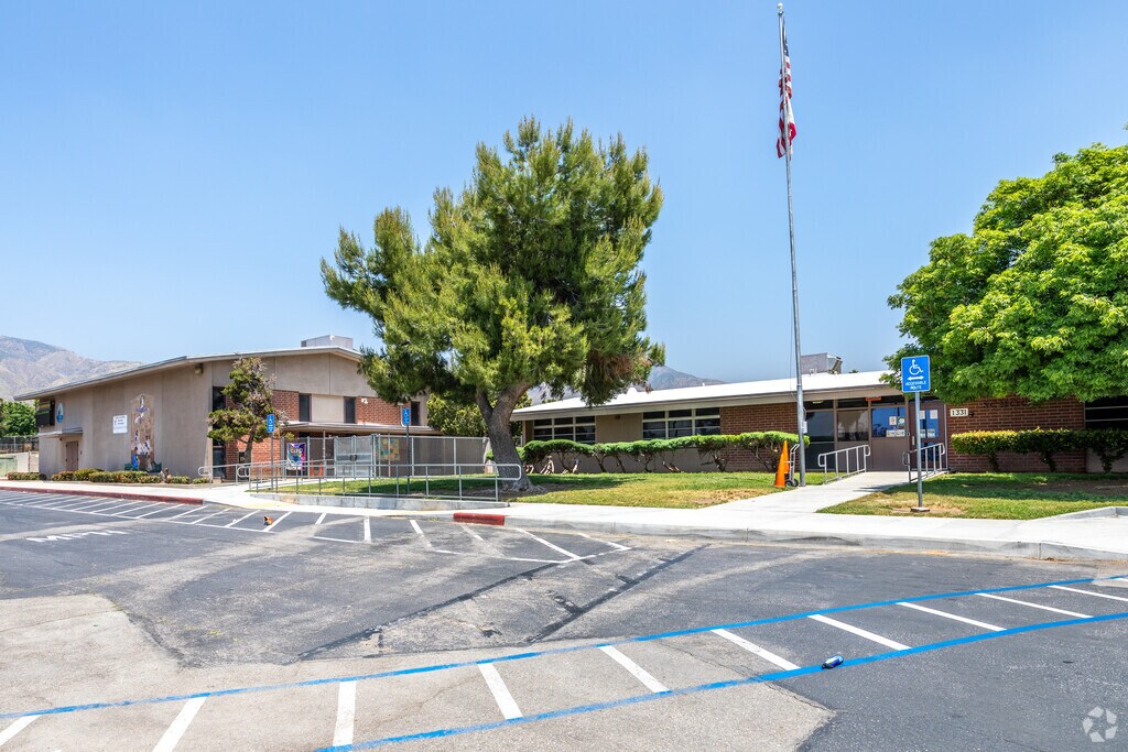 Welcome to Cole Elementary School in San Andreas, where students enter through the main entrance with excitement and anticipation.