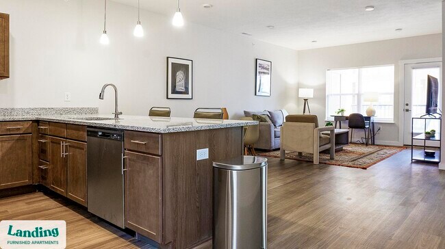 9906 Runway Dr unit 2567-202, Indianapolis, IN 46234 - photo 6